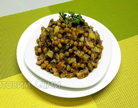 Теплый салат с грибами