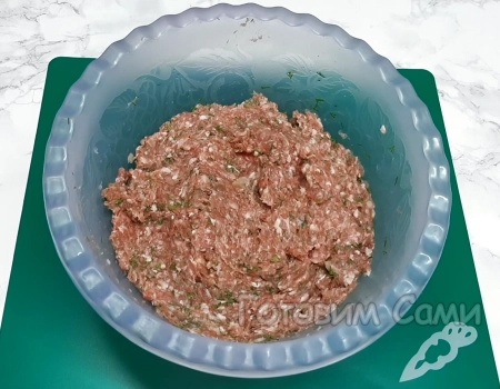 смешиваем фарш