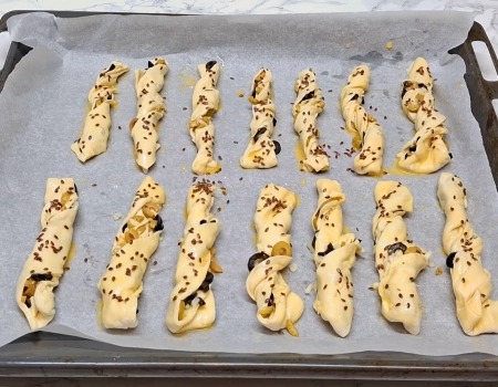 закуска с маслинами